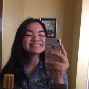 Meet your Posher, Ella